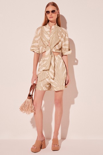 Short Alfaiataria Folhas Bicolor