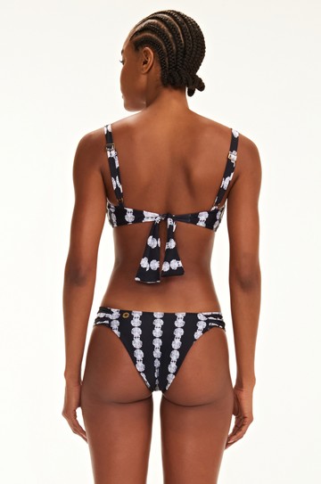 Top Caicos Oyster hover