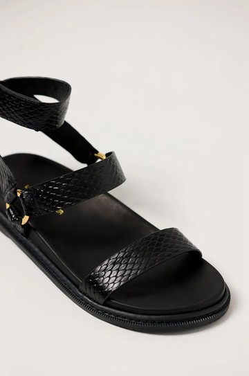 Sandalia Ponteira Metal Preto hover