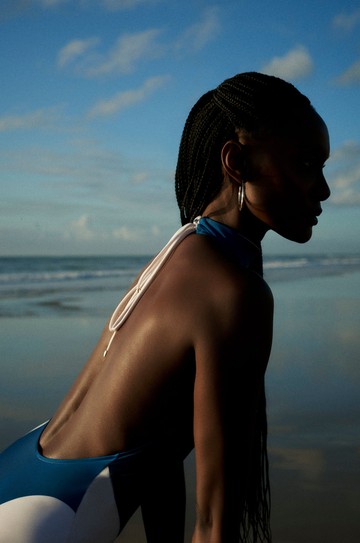 Maiô Frente Única Gola Alta Burle hover