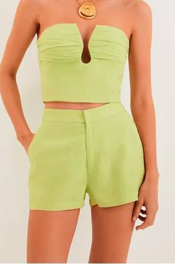 Short Iuna Honeydew hover