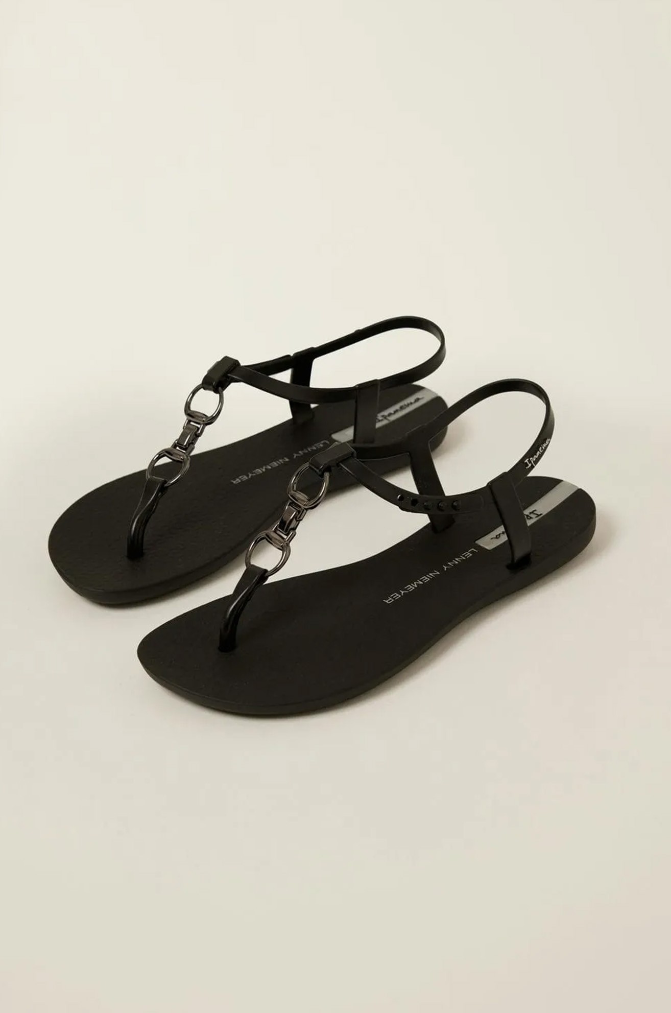 Sandália Bridão Argola Preto