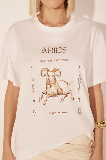 Camiseta Manga Curta Signos hover