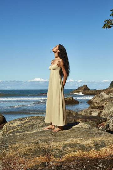 Vestido Longo Leona Olivine hover